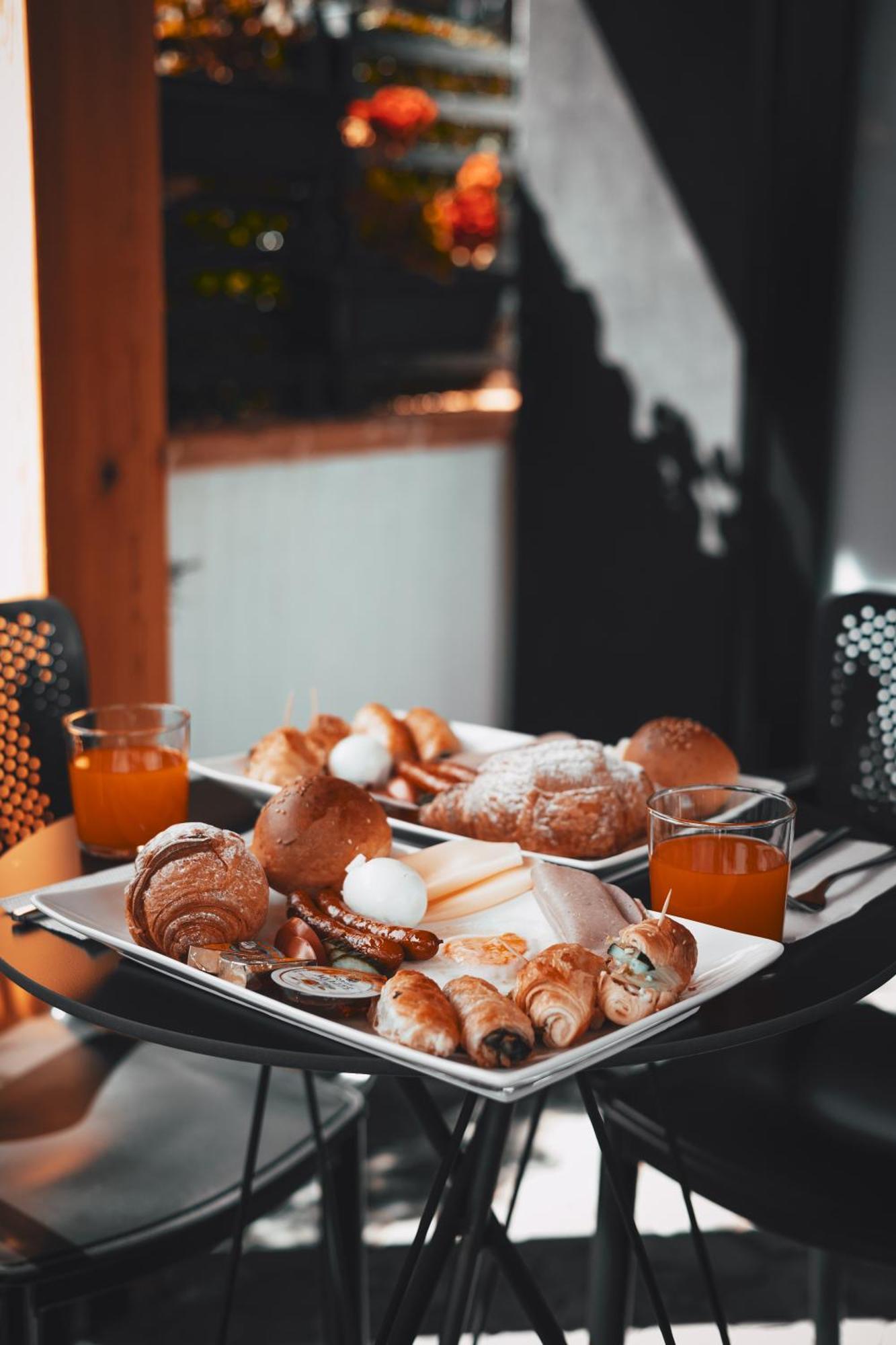 Hotel Beke Vlora Kültér fotó