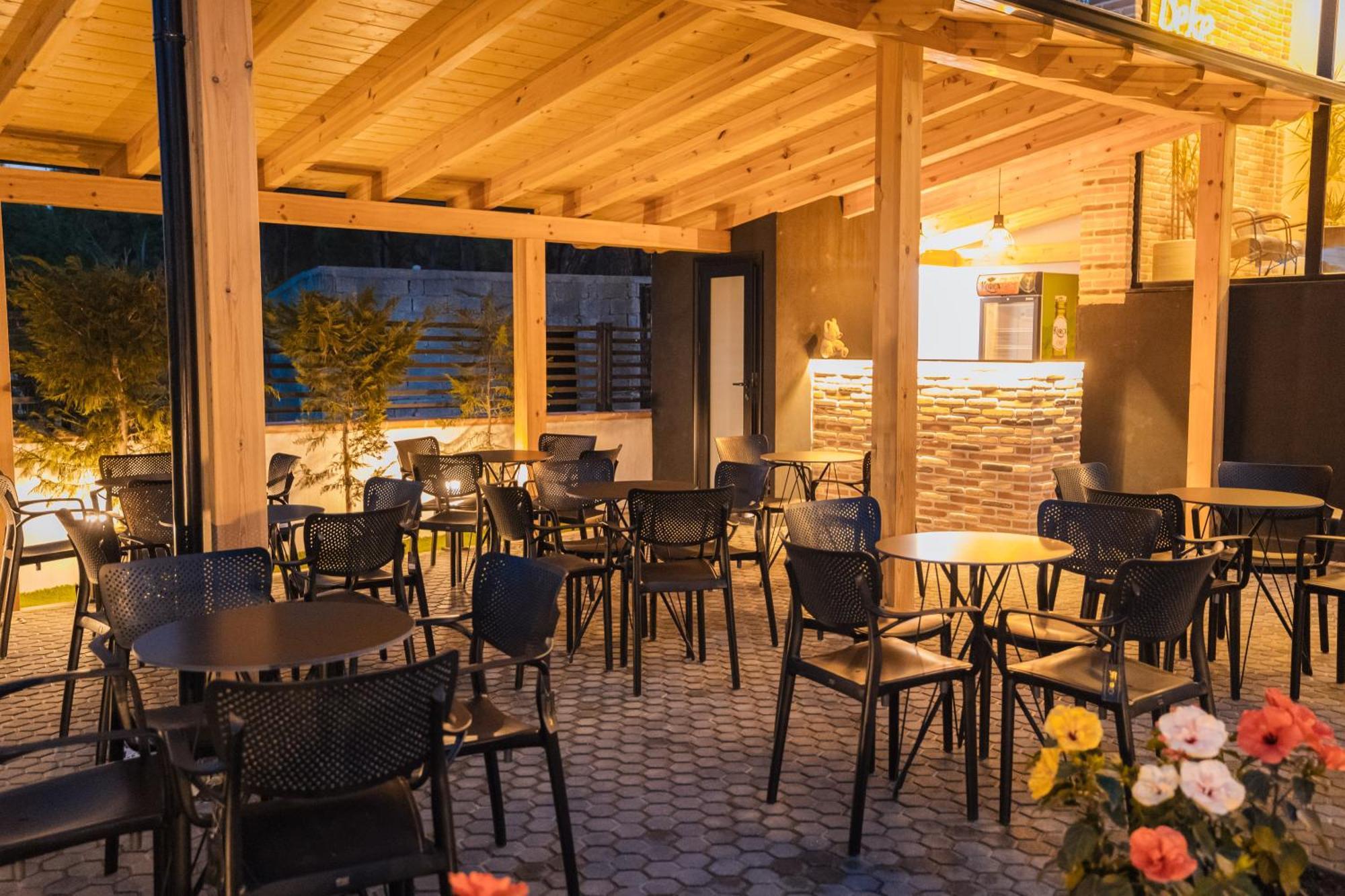 Hotel Beke Vlora Kültér fotó