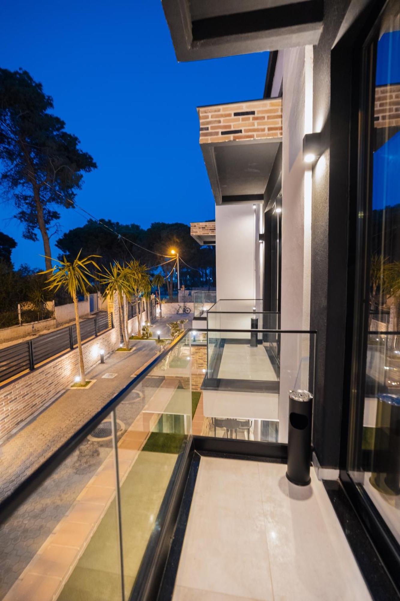 Hotel Beke Vlora Kültér fotó